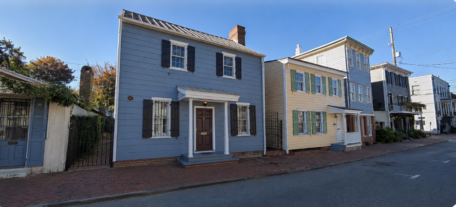 Catherine Deveaux School and Restaurant